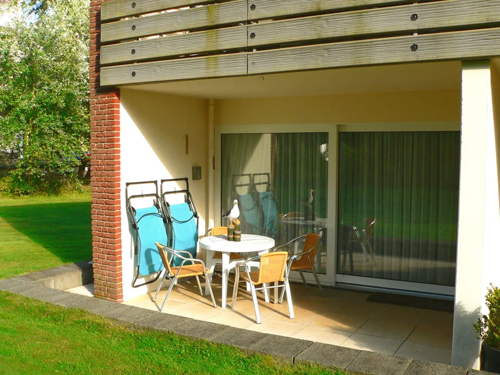 Terrasse und Garten der Ferienwohnung in St. Peter-Ording